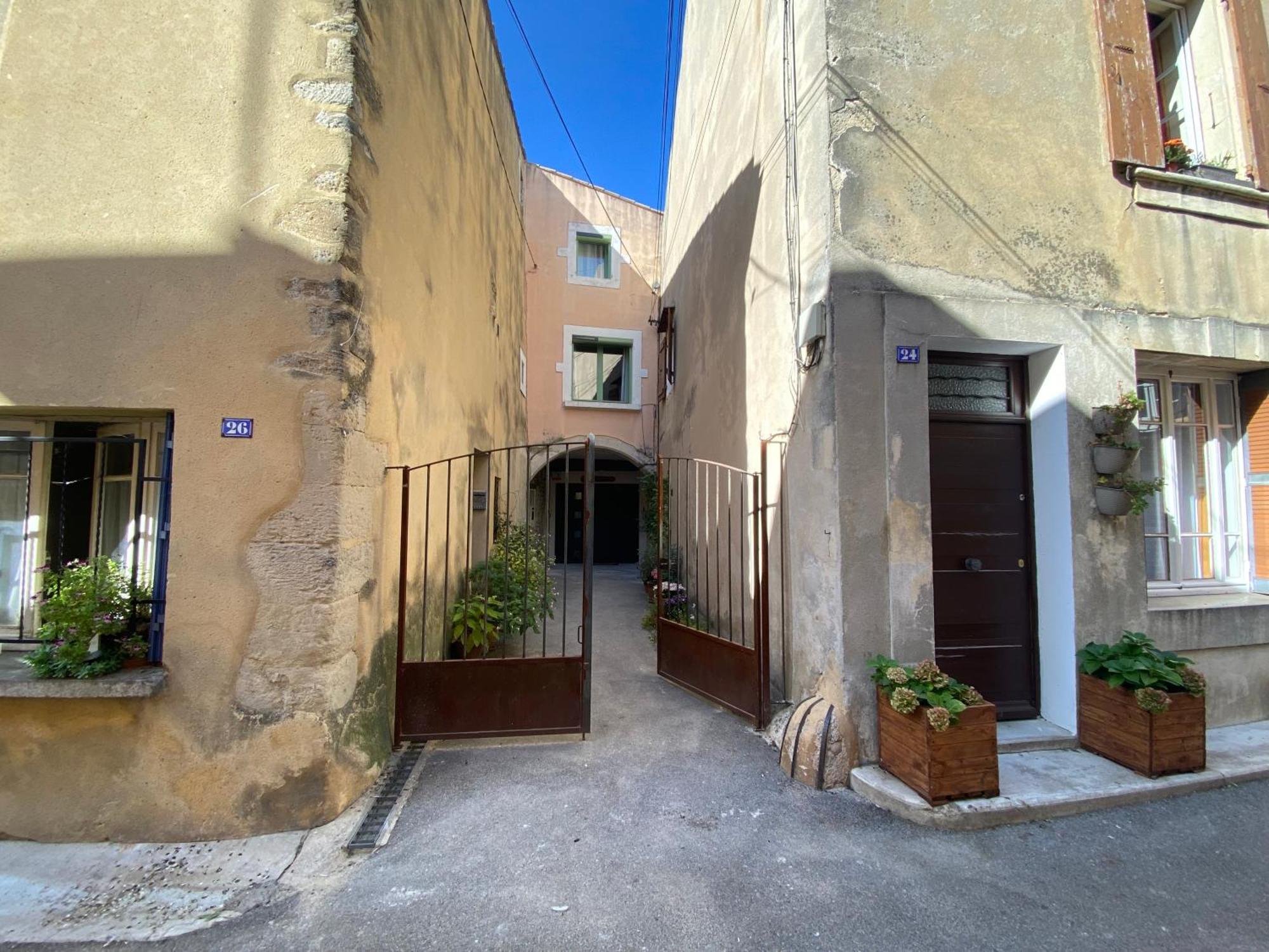 Drome Provencale Maison Familiale Calme Dans Village Valréas エクステリア 写真