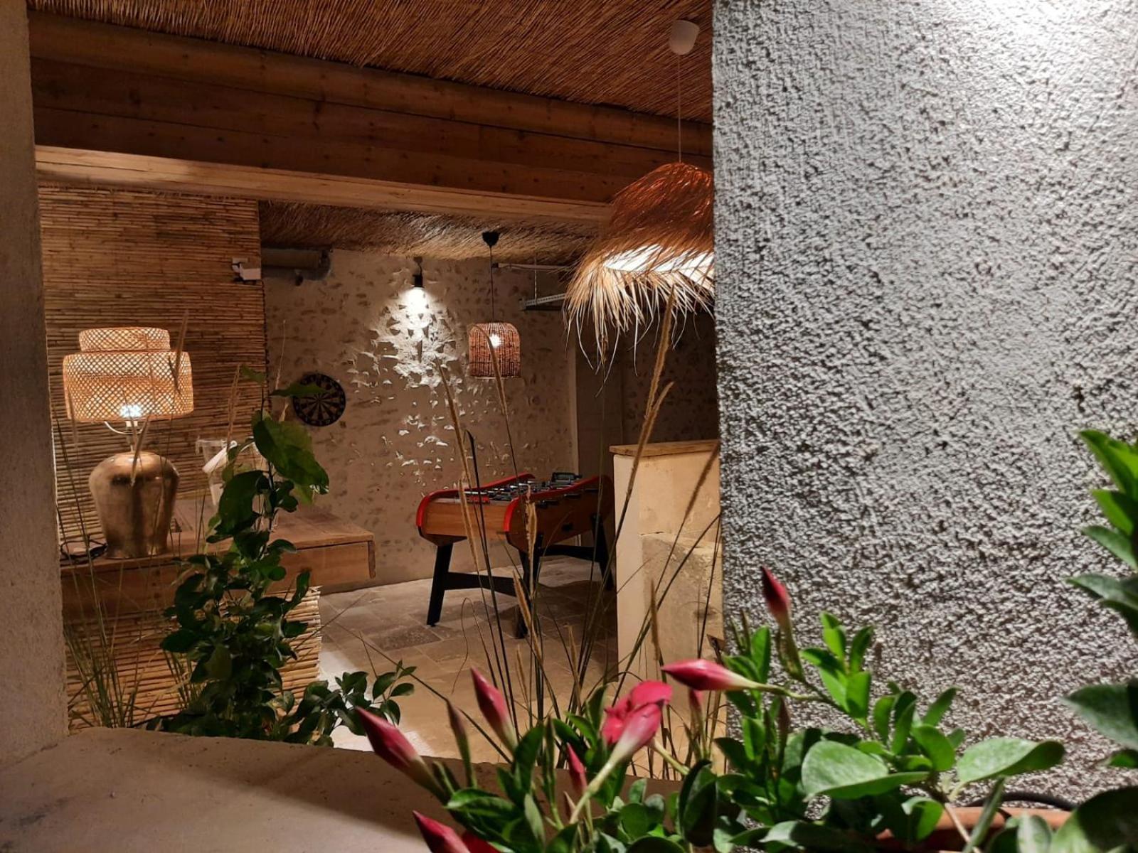Drome Provencale Maison Familiale Calme Dans Village Valréas エクステリア 写真