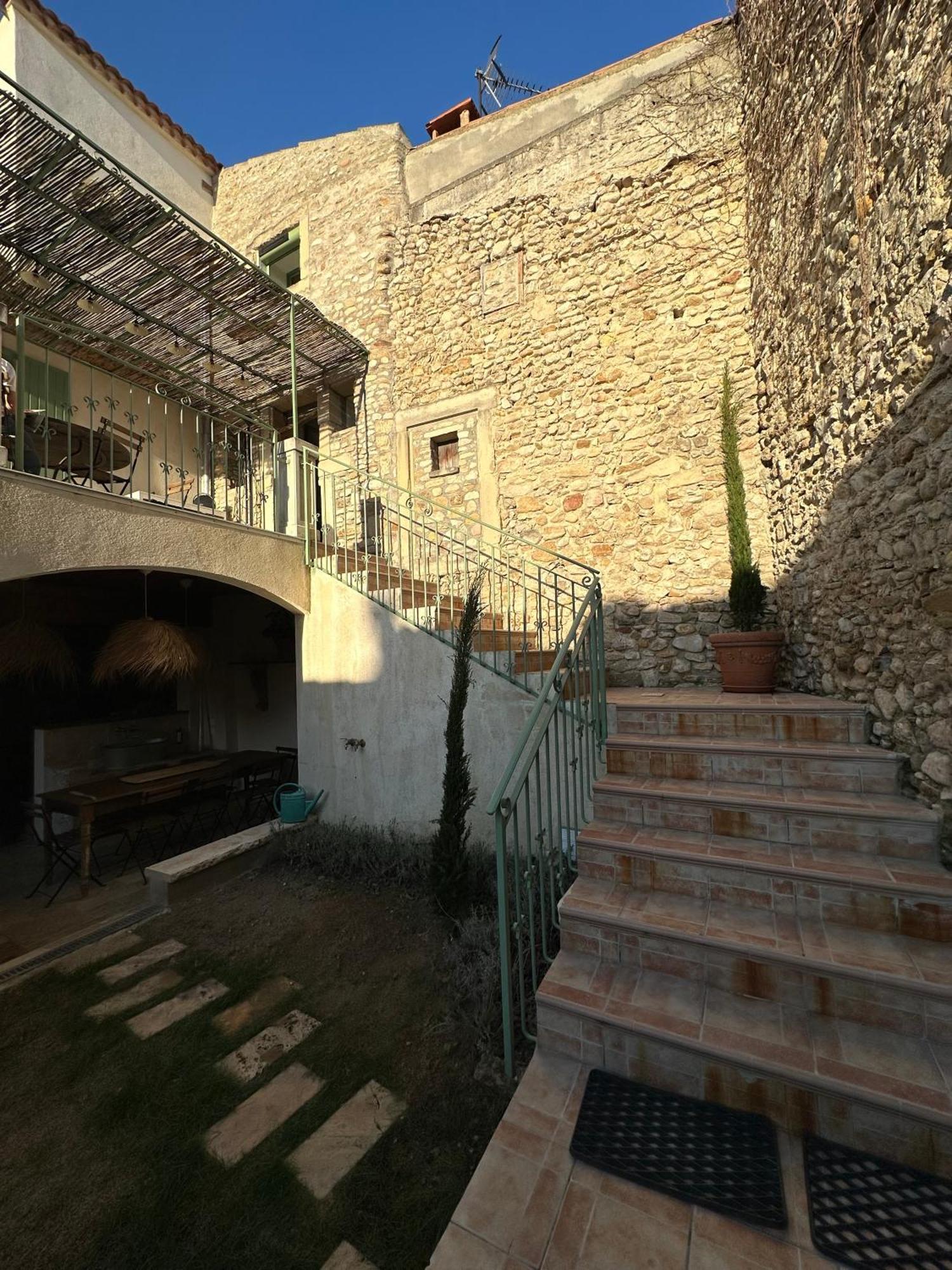 Drome Provencale Maison Familiale Calme Dans Village Valréas エクステリア 写真
