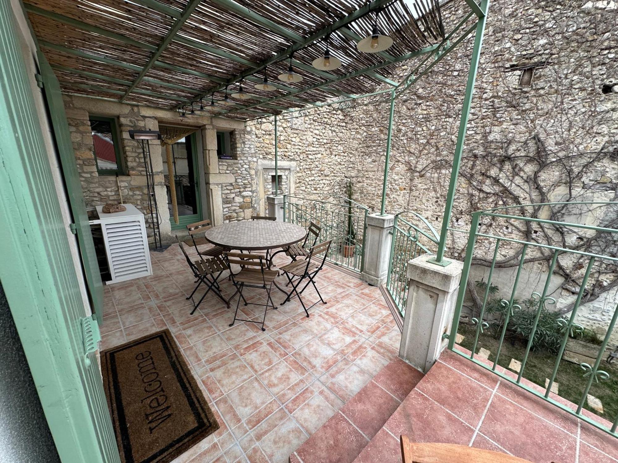 Drome Provencale Maison Familiale Calme Dans Village Valréas エクステリア 写真